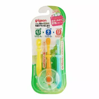 Pigeon Baby Toothbrush First Set 4/5 Months ~ Multicolor 3 Piece Assortment