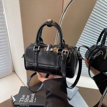 Pillow bag New bag Women s commuter handbag Fashion personality Lightweight women s shoulder messenger bag чёрный