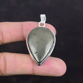 Пирит Подвеска Натуральный драгоценный камень Подвеска ручной работы Ювелирные изделия из стерлингового серебра 925 пробы Подвеска с камнем по рождению Уникальный стиль Ювелирные изделия Подарки для женщин