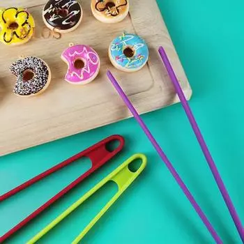 Пищевые щипцы с отскоком автоматически зажимают эластичный практичный зажим для ужина с гладкими краями для кухни чёрный