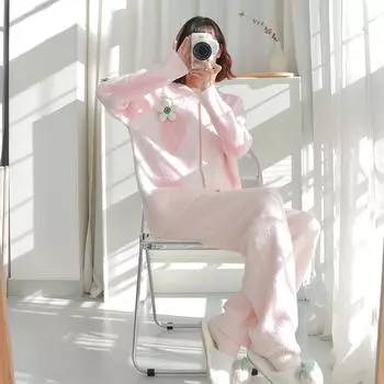 Пижама с розовыми цветами, женская осенне-зимняя домашняя одежда, утепленный верхний костюм из кораллового флиса, который можно носить на улице. One Size синий