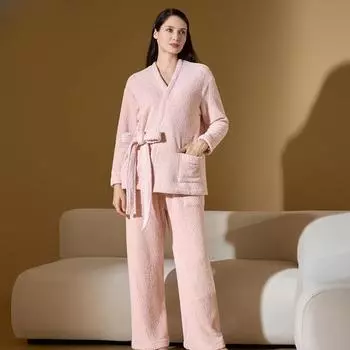 Пижама женская зимняя утолщенная на флисовой подкладке кораллового цвета для дома плюшевый костюм M