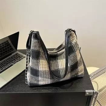 Plaid large-capacity fashionable retro versatile shoulder bag women s 2025 new spring tote bag casual bag