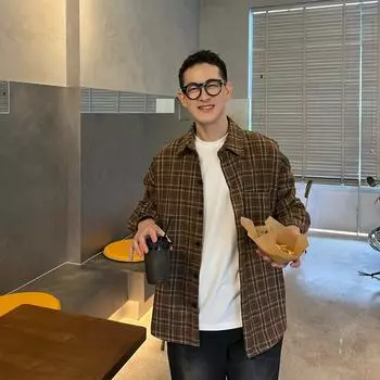 Plaid Shirt Men s 2024 Spring Long Sleeve Retro Loose Shirt College Style Simple Casual Polo Collar Shirt Coat M