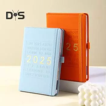 Планировщик 2025 года Еженедельный ежемесячный твердый переплет из искусственной кожи Вдохновляющие цитаты Ежемесячный обзор Ежедневные блоки Эластичная застежка Планировщик A5 оранжевый