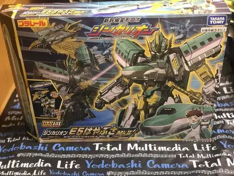Plarail Shinkansen Трансформационный робот Shinkalion DXS101 Shinkalion E5 Hayabusa MkII