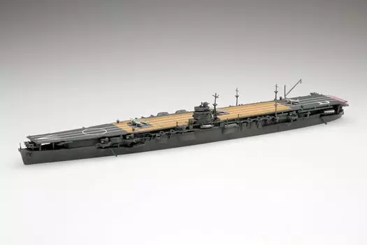Пластиковая модель авианосца ВМС Японии Hiryu специальной серии 1/700 №56
