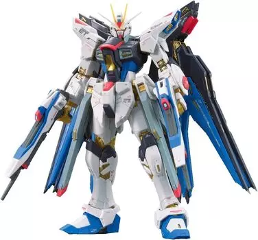Пластиковая модель BANDAI SPIRITS RG Mobile Suit Gundam SEED DESTINY Strike Freedom Gundam ZGMF-X20A 1/144 с цветовой кодировкой золотой