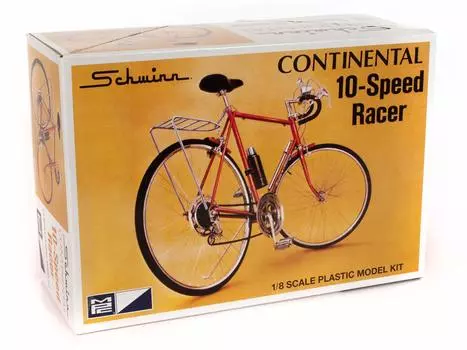 Пластиковая модель гоночного автомобиля MPC Schwinn Continental 10 Speed Racer MPC915 1/8