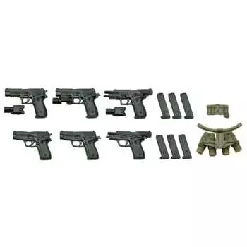 Пластиковая модель Little Armory LA007 P226&P228