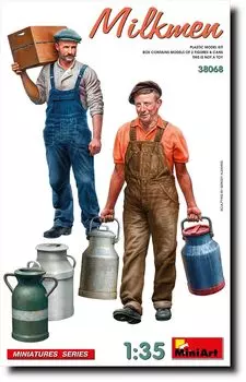 Пластиковая модель Miniart Milk Delivery Man 2 Figures MA38068 1/35