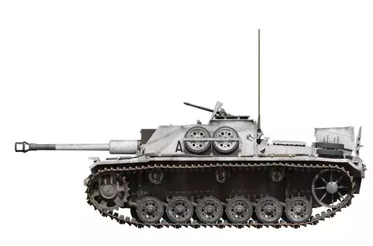 Пластиковая модель немецкой самоходной установки StuG III Type G, изготовленная в феврале 1943 г., масштаб MA72103, 1/72, с зимними условиями