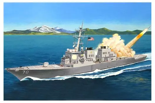 Пластиковая модель подводной лодки Hobby Boss Navy Destroyer Hopper 1/700 DDG-70