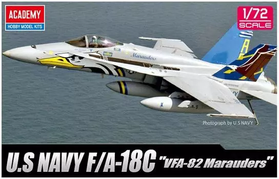 Пластиковая модель самолета ВМС США «Мародеры» 12534 1/72 F/A-18C VFA-82