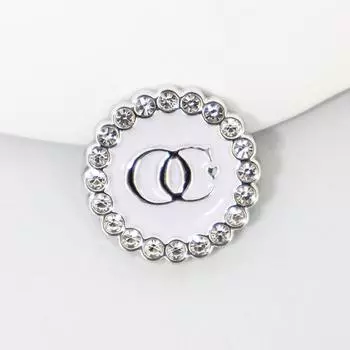 Пластиковые пуговицы для пальто Женские пуговицы для костюма Гальванизированные Пуговицы с бриллиантами Пуговицы для манжет костюма Пуговицы для кардигана Высококачественные пуговицы CC16 love OG silver 28L = 18MM