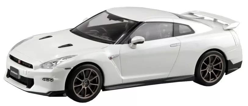 Пластиковый комплект Aoshima Bunka Kyozaisha Raku для Nissan R35 NISSAN 2024 Brilliant White Pearl Plastic Model 1/32 No.03-BW GT-R (Машина)