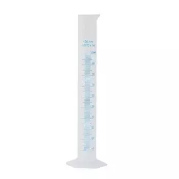 Пластиковый мерный цилиндр емкостью 100 мл с лабораторным инструментом для химической лаборатории