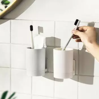 Пластиковый настенный стакан для зубной щетки. Настенный полезный липкий держатель для зубной пасты. белый