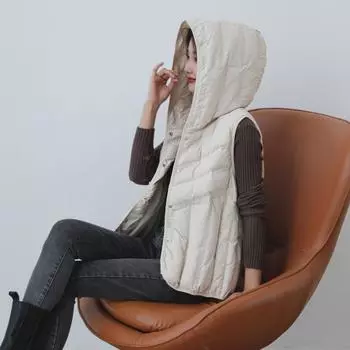 Пластиковый пуховый жилет жилет женский короткий с капюшоном модный универсальный повседневный темперамент маленький 90 белый утиный пуховик S бежевый