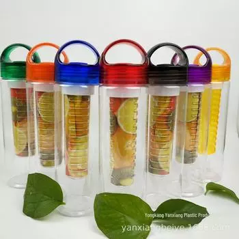 Пластиковый стаканчик для фруктов с ручкой для чая и лимонных настоев - идеальный рекламный подарок 700ml фиолетовый