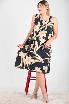 Платье без рукавов больших размеров