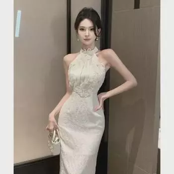 Платье для вечеринки Slim-Fighter, облегающее бедра, с халтер-воротником и вышивкой в виде лепестков S грязно-белый