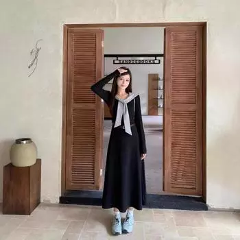 Платье французского контрастного цвета с длинными рукавами для женщин на осень с тонкой талией и длинным платьем А-образного силуэта, слегка полноватым, темпераментной юбкой в стиле ММ Хепберн S