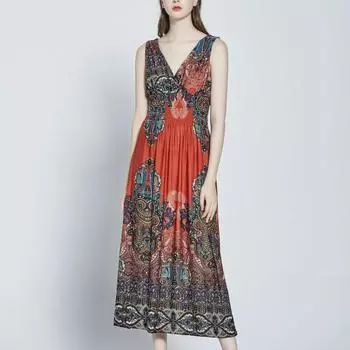 Платье-халтер с V-образным вырезом и элегантным принтом в этническом стиле. Длинное платье-халтер. S чёрный