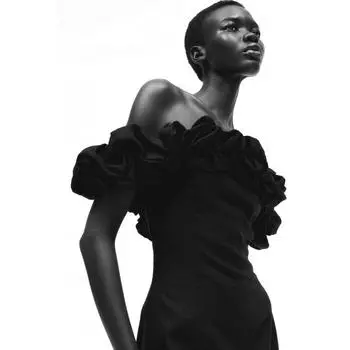 Платье HM с открытыми плечами и рюшами, черное