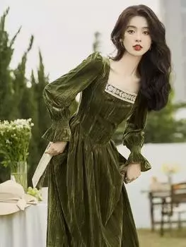 Платье из французского ретро-бархата с квадратным вырезом, с длинными рукавами, для женщин, осень-зима 2024 г., новый темперамент, высокий уровень чувств и красивая юбка-фея S зелёный
