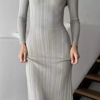 Платье из кроличьего меха с длинными рукавами и полосками 2023 г. S серый