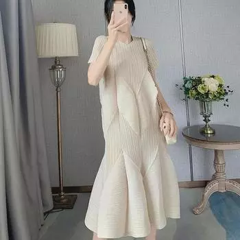 Платье Miyake French High-End в складку: Холодный стиль, корейский темперамент, летняя юбка с короткими рукавами One Size розовый