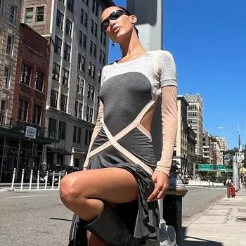 Платье с длинным рукавом Мини-платье Сетчатое пэчворк Осень-зима Женское платье Плиссированное платье Облегающее уличное платье с открытой спиной M серый