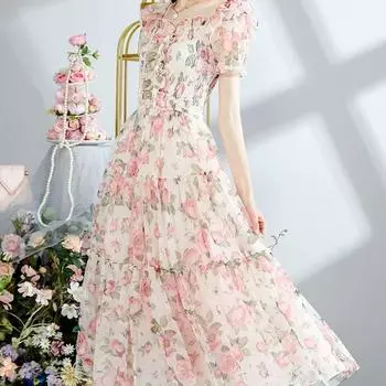 Платье с квадратным вырезом и цветочным принтом во французском стиле. Осень. Новый стиль. Ретро. Нежный ветер. Может. Соль. Может. Сладкая первая любовь. Платья для женщин. Чай. Перерыв. One size синий