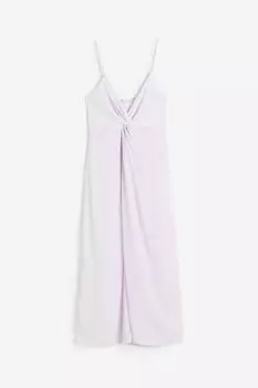 Платье с V-образным вырезом