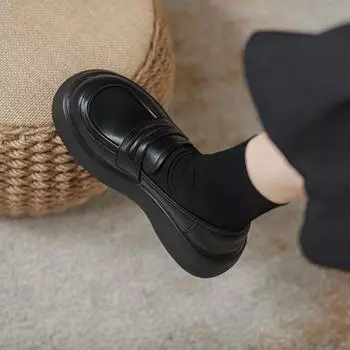 Лоферы на платформе, женские весенние туфли-маффины, универсальные черные кожаные туфли в британском стиле, туфли с одной педалью 35 чёрный