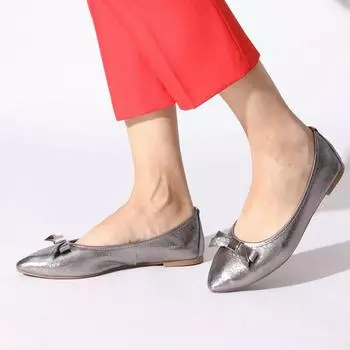 Платиновая женская повседневная обувь из натуральной кожи