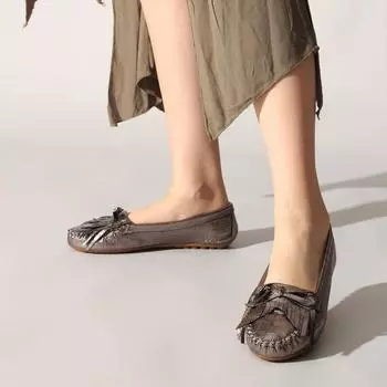 Платиновые балетки из натуральной кожи крокодила