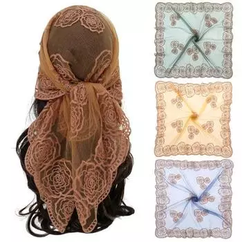 Платок на голову квадратный шарф с кружевной вышивкой розовые элементы мягкая ткань кружево головной убор акцент одежды