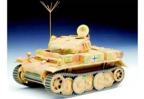 Platz немецкий танк Panzer II L тип Lux пластиковая модель (поздняя модель) 35-001