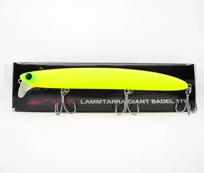 Плавающая приманка Apia Lammtarra Giant Badel 177F 011 (3505)
