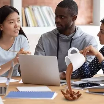 Плавающая скульптура кофейной чашки, смоляное разливающееся кофейное украшение, настольное разливное кофейное украшение для кухни, декор для кофейного бара чёрный