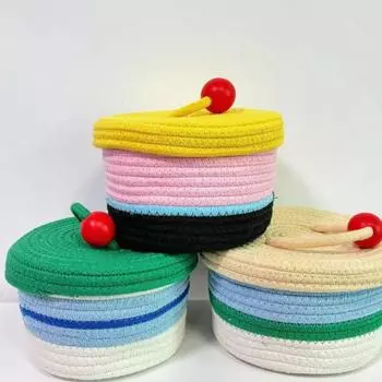 Плетеная корзина для хранения Yousheng с пылезащитной крышкой, большая вместимость, яркий цвет, маленькая круглая плетеная корзина, органайзер для спальни жёлтый