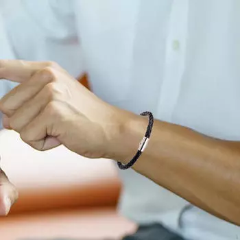 Плетеный кожаный браслет для мужчин и женщин, подарок на день матери, свидание, день рождения чёрный