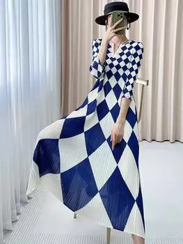 Плиссированное женское осеннее платье с ромбовидным принтом и высококачественными укороченными рукавами One Size чёрный