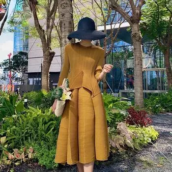 Плиссированный костюм, женские футболки с круглым воротником и семью рукавами + эластичная элегантная юбка в винтажном стиле, однотонная весенне-осенняя одежда One Size чёрный