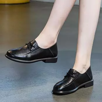 Плоские мокасины Белые туфли 35 чёрный