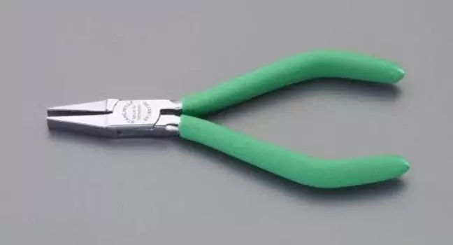 Плоскогубцы ESCO 130мм EA537SA-12