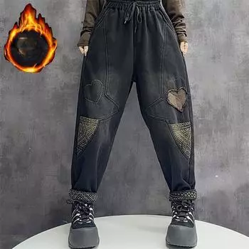 Плюс бархатные плотные джинсы женские эластичные брюки-папы с высокой талией свободные брюки с крупными литературными нашивками XXXL