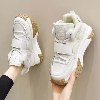 Плюс бархатные туфли для папы, женские новые универсальные повседневные туфли на толстой подошве, маленькие белые женские туфли с высоким берцем и внутренней частью, увеличивающие рост 34